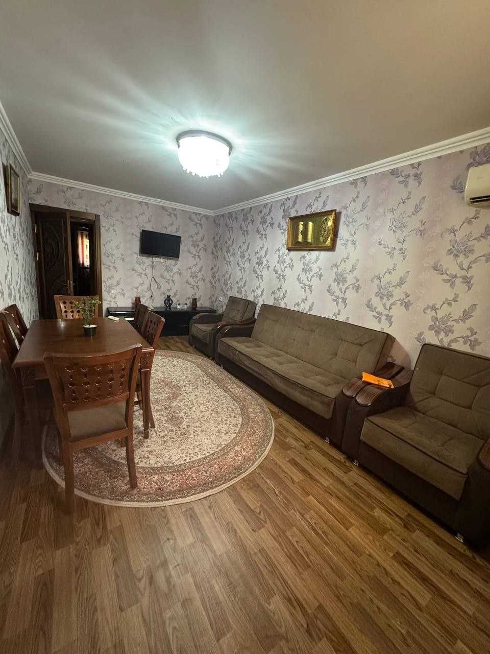 3 хонали квартира 2 каватдан сотилади Центральный аптека