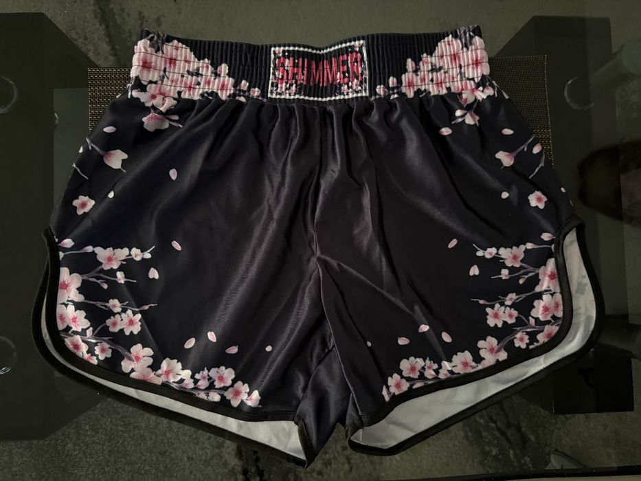 Дамски шорти/ къси гащи