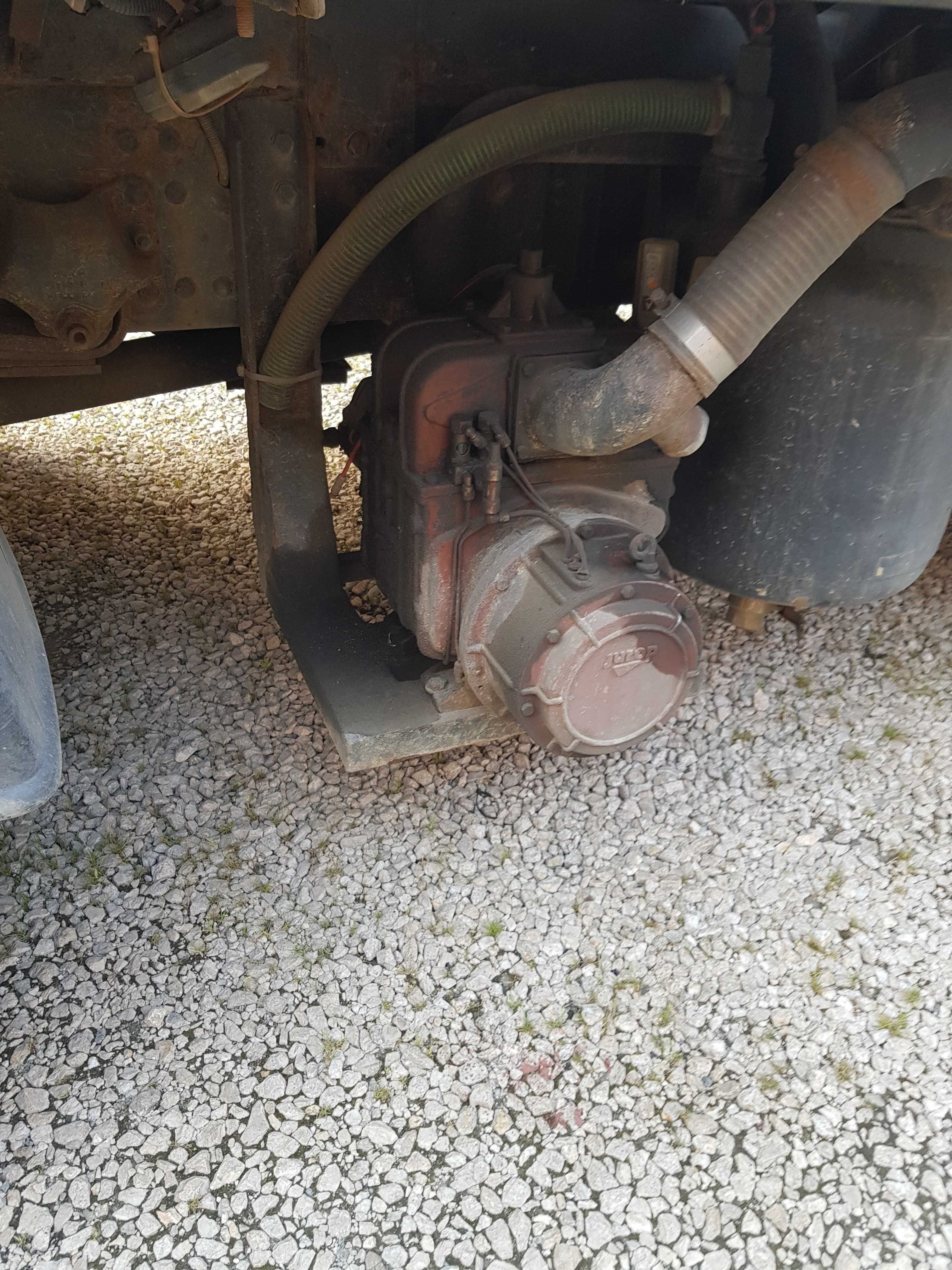 Vidanja combinata Volvo