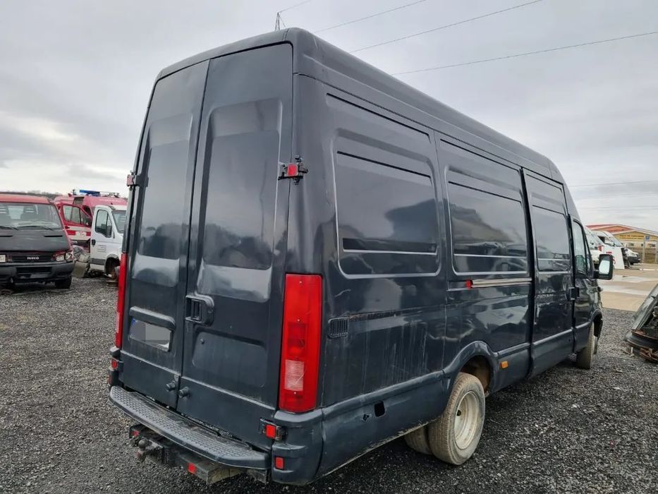Dezmembram Iveco Daily, an 2005, 3.0 HPI, punte dubla