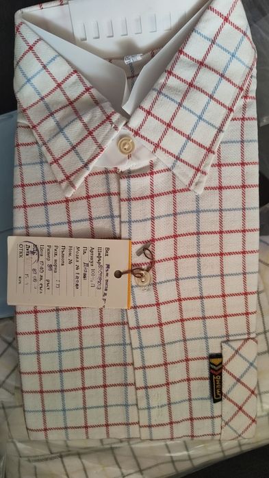 Нови мъжки ризи от времето на социализма