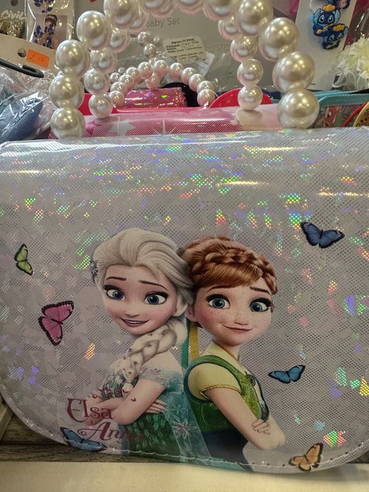 Детски чанти Елза и Ана и Мики-Мини Маус