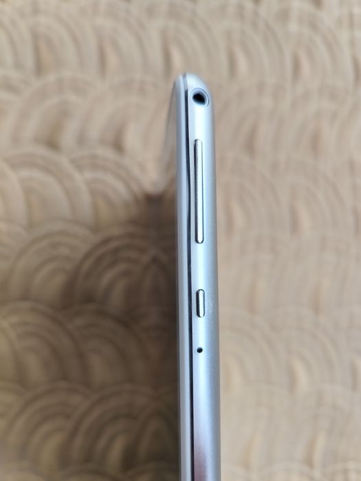 Таблет 10 инча с Андроид