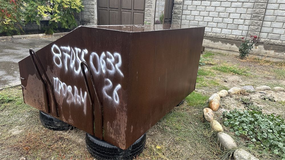 Продается емкость для хранения, ящик, бак