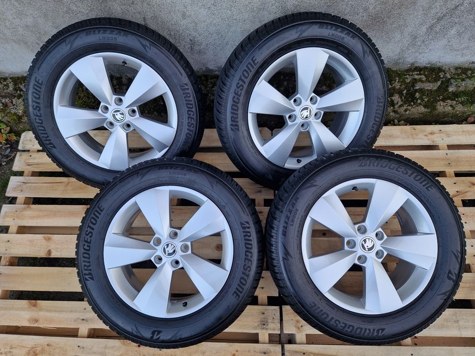 Jante Skoda Kodiaq anvelope iarna 215 65 17 Bridgestone 2023