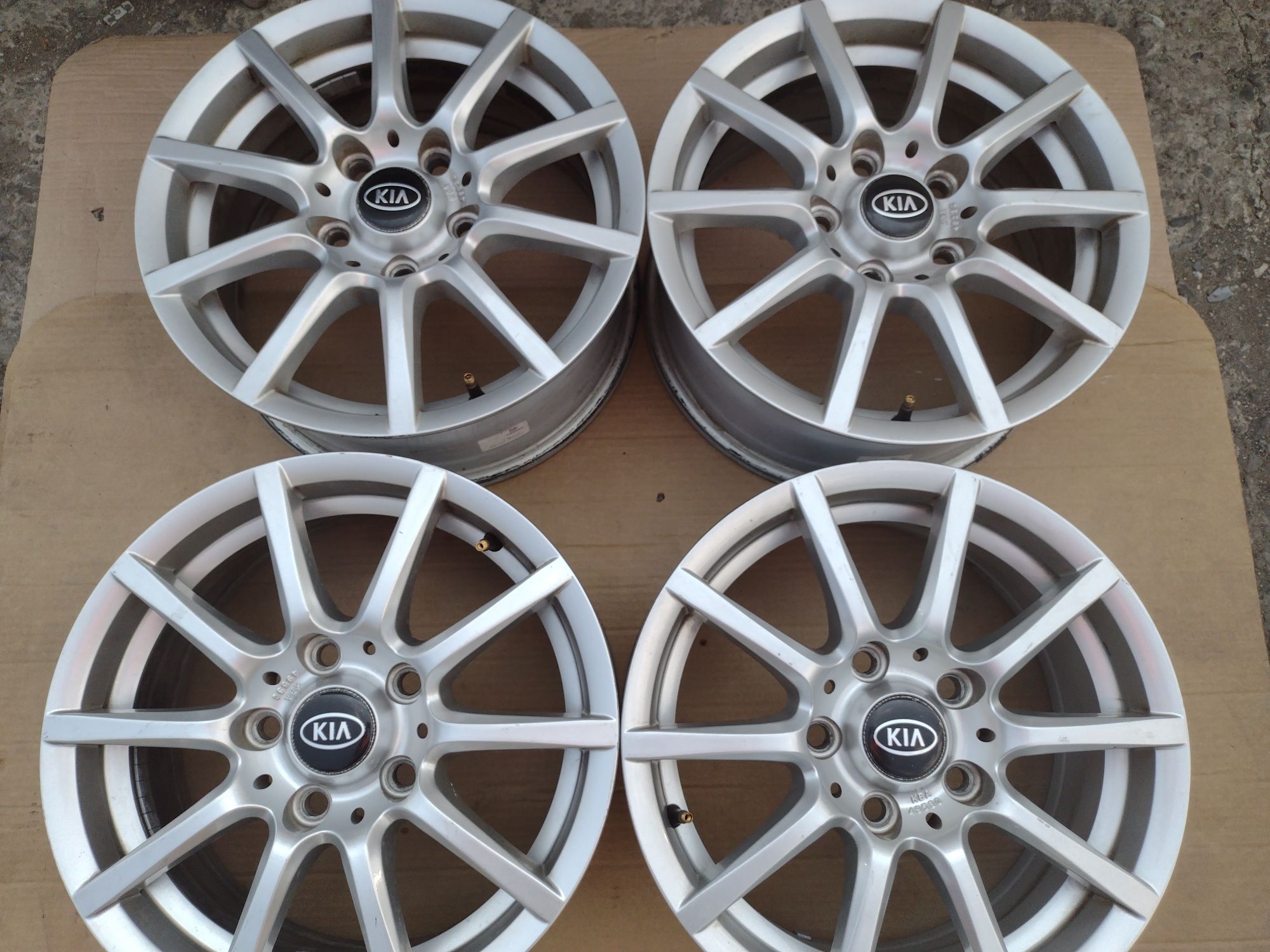 Перфектни Pro Line 15-5x114.3 ET45 6.5j Kia Ceed