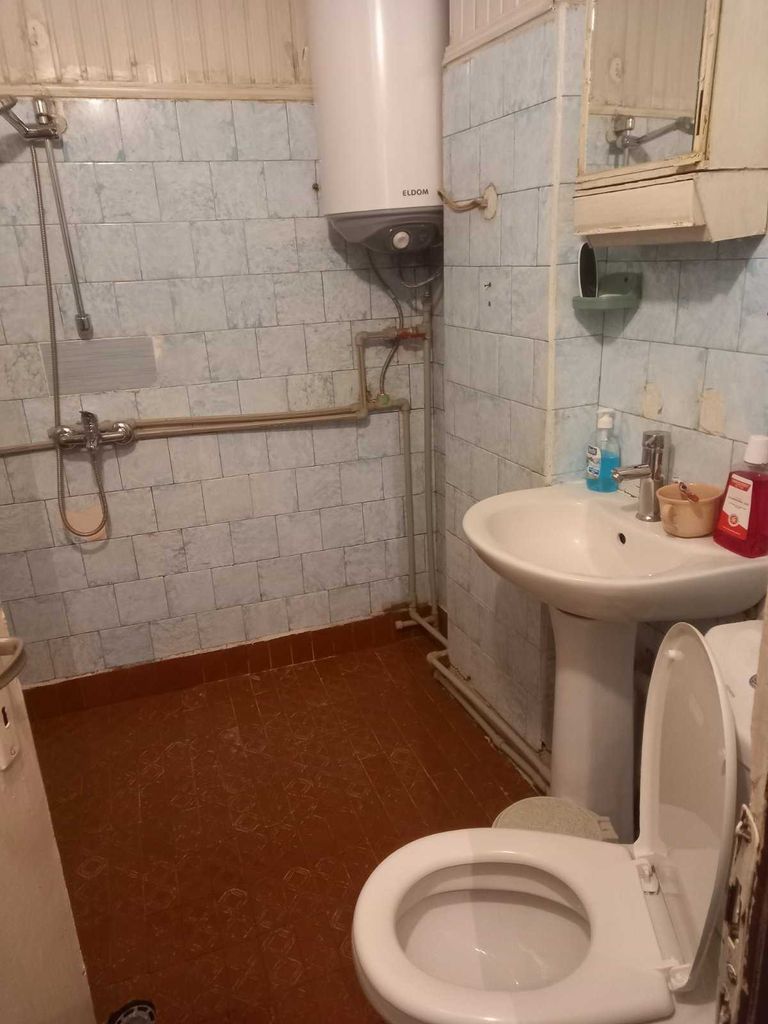 Продава се Двустаен апартамент в Дулово - 70 кв.м за 1041 €/кв.м - Снимка #6