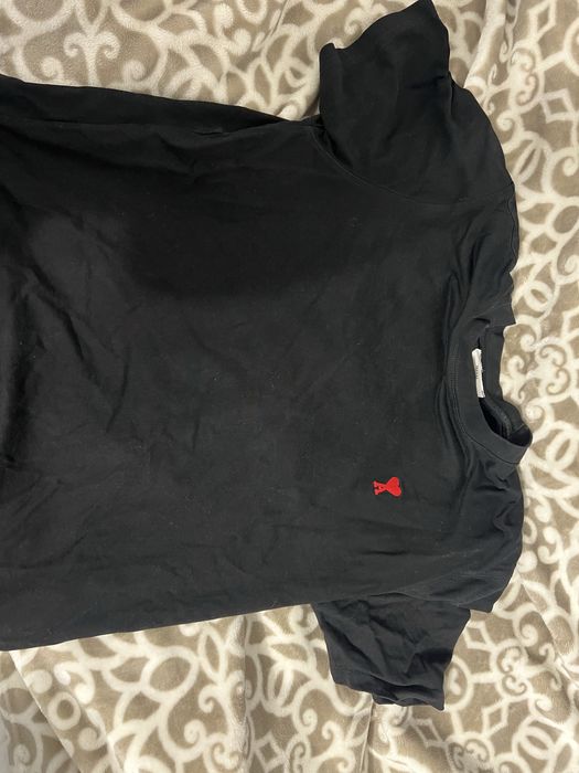 Таниска на Ami Paris