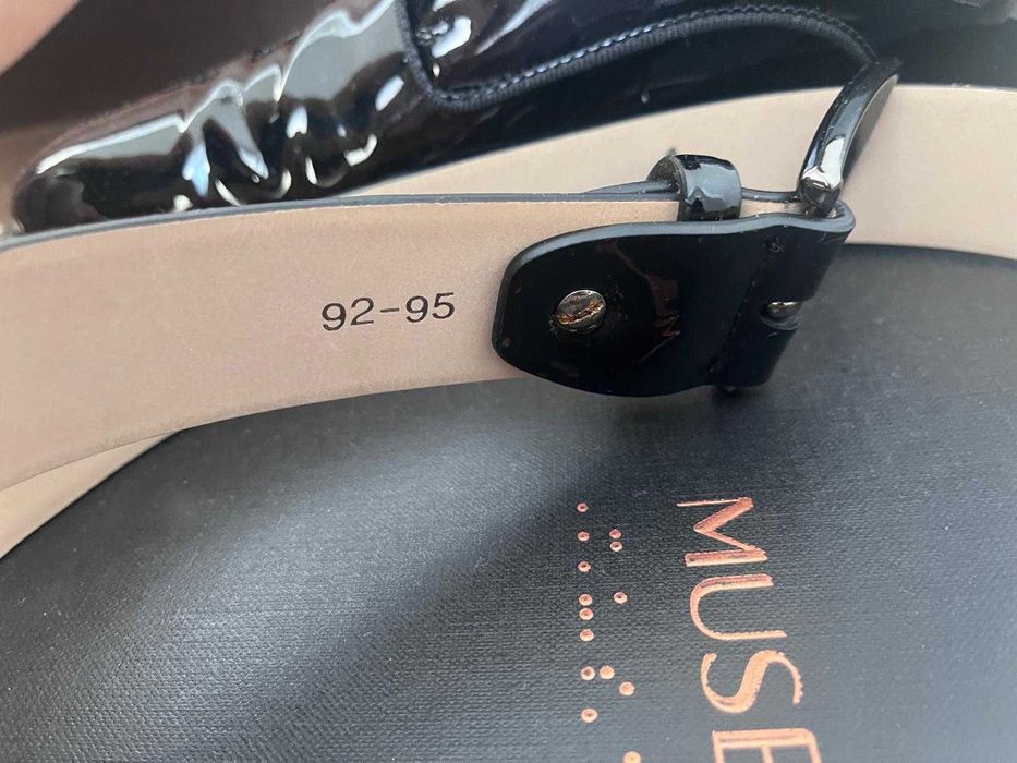 Pantofi musette si curea, ambele din lac