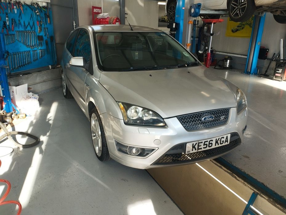 1.6 бензин има катализатор продава се цяла