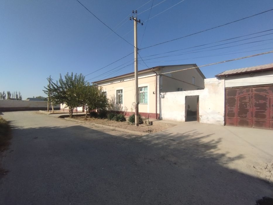 Янги хонобод массивидан 6 сотх катиж сотилади