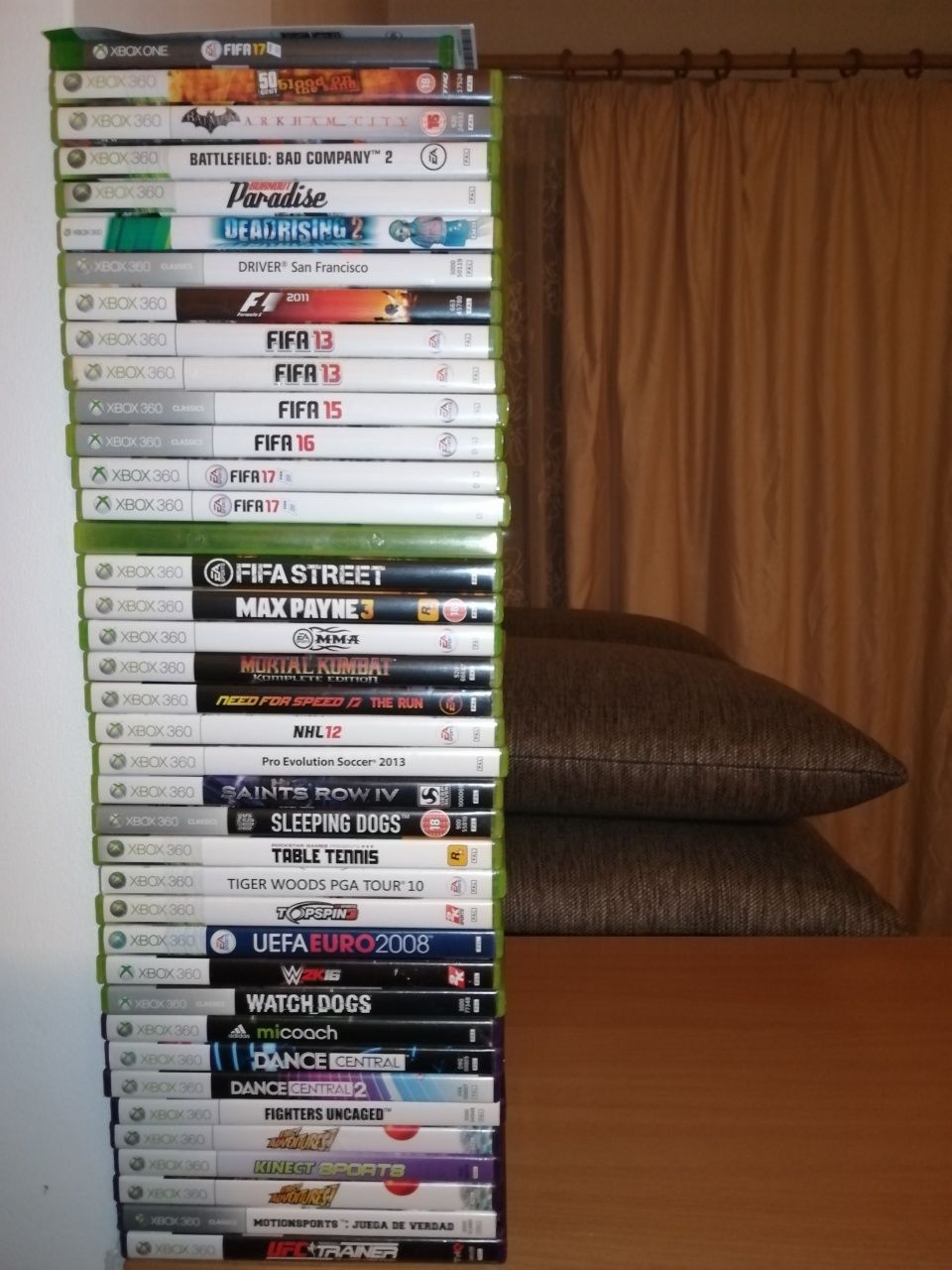 Xbox 360 funcțional cu 6 jocuri incluse