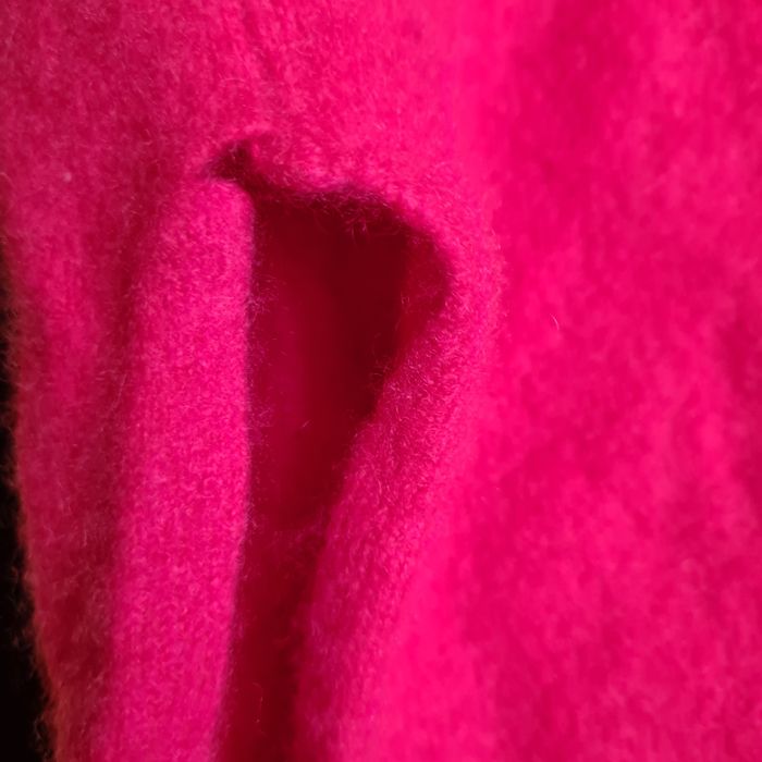 Vand pantaloni de casmir