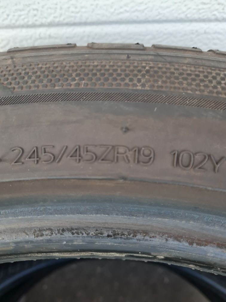 Летни гуми 2 броя HANKOOK Ventus S1 Evo3 245 45 R19 дот 3723