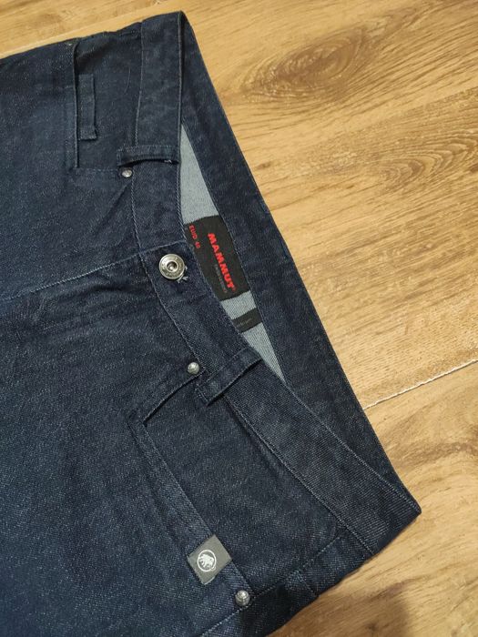 Blugi damă Mammut marimea 40 (M)