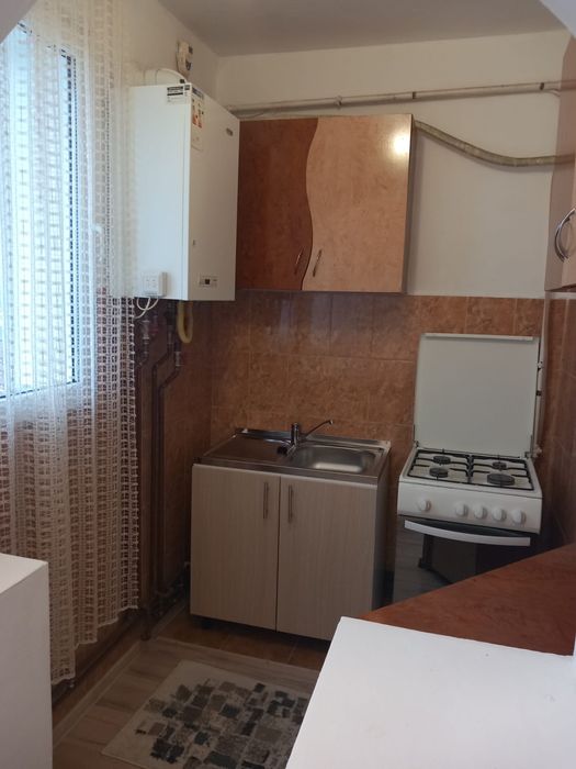 Inchiriez garsonieră