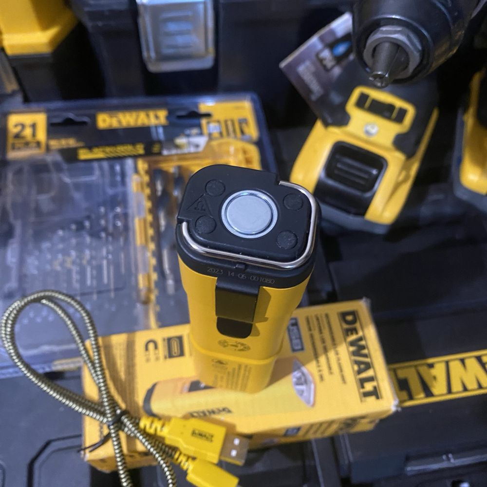 Фонари dewalt dcl182 dcl183 (на выбор)