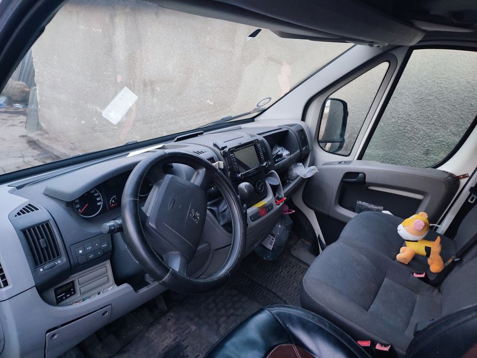 Peugeot boxer 2008 5 locuri L2H1