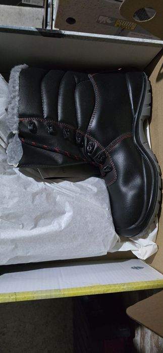 Vand ghete imblanite de piele