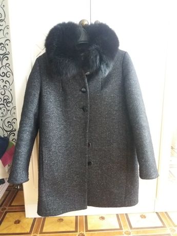 зимнее пальто в хорошем состоянии