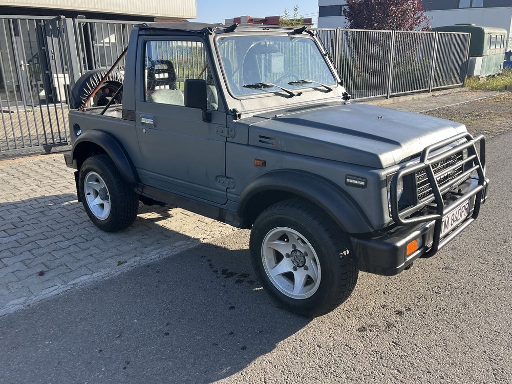 Suzuki samurai SJ 700