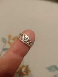 Продается кольца серебро 16 размер