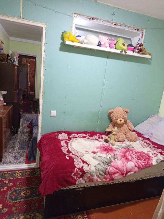 Продаётся своя срочно.