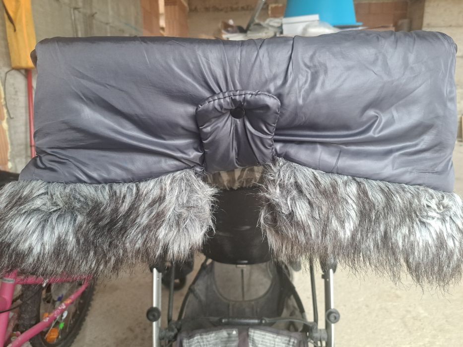 Зимна ръкавица за количка