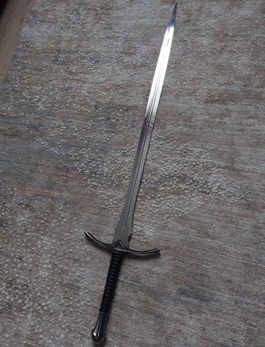 Vând sabie replica "Glamdring" The Hobbit