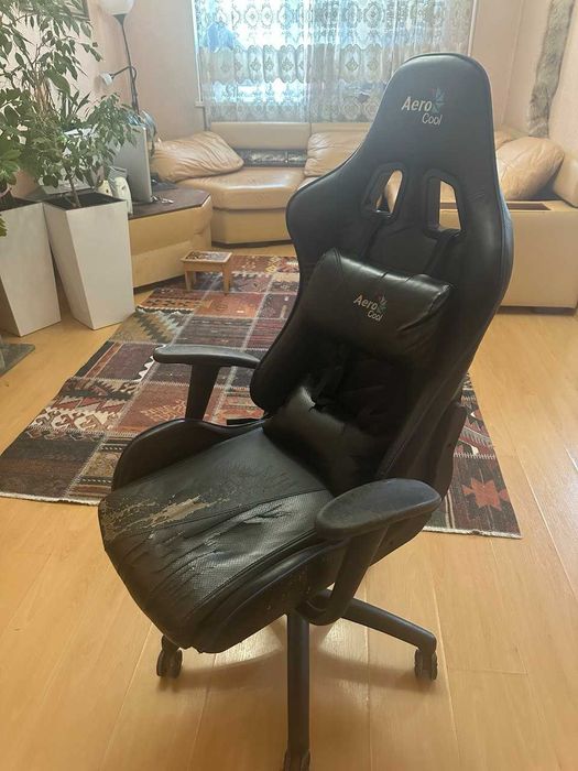 Продам Кресло кампьютерное игровое