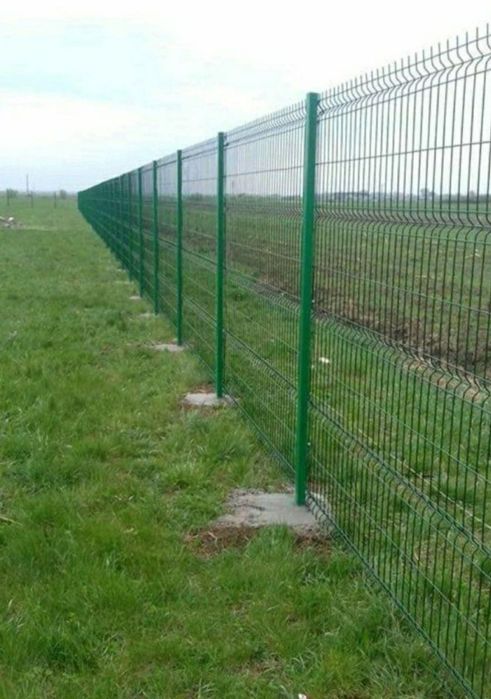 Împrejmuirea terenurilor cu plasă burdurată