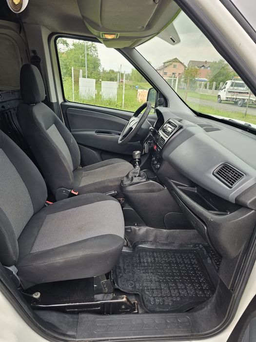 Fiat Doblo 1.4 benzina, clima functionala, euro 5