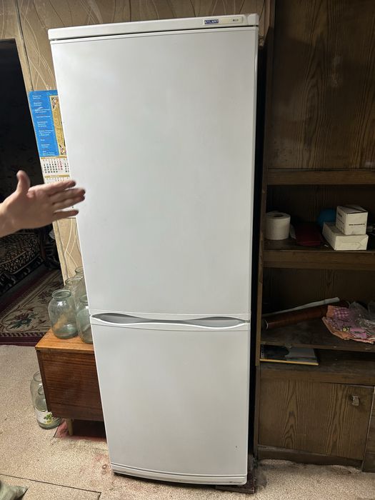 Продам холодильник