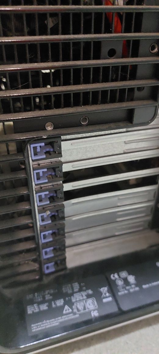 Продавам компютър Dell XPS 720