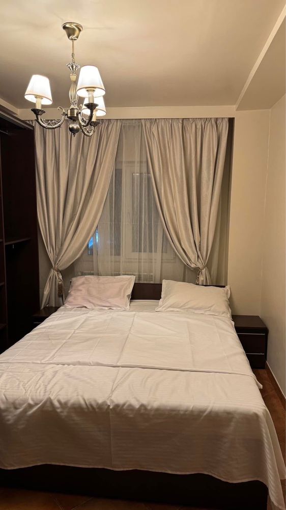 DE INCHIRIAT, apartament 3 camere, Targoviste