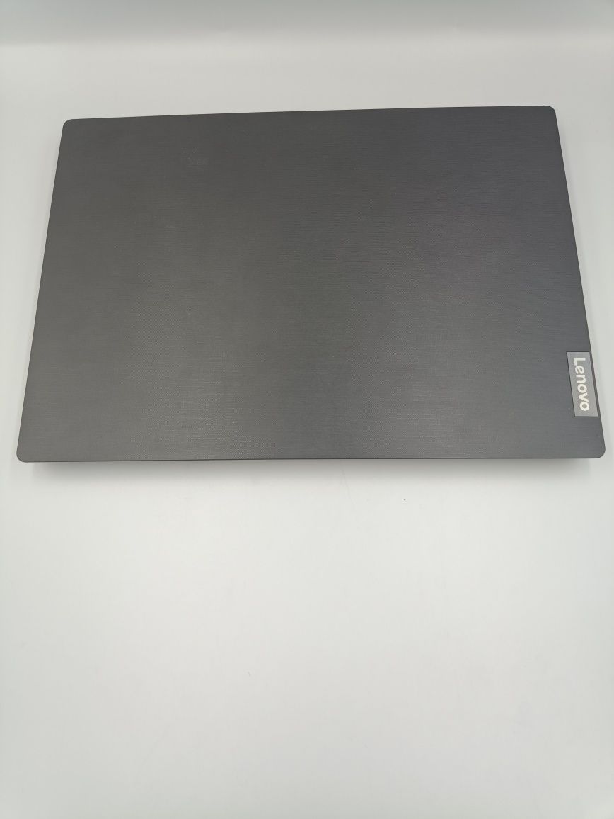 Lenovo Notebook.