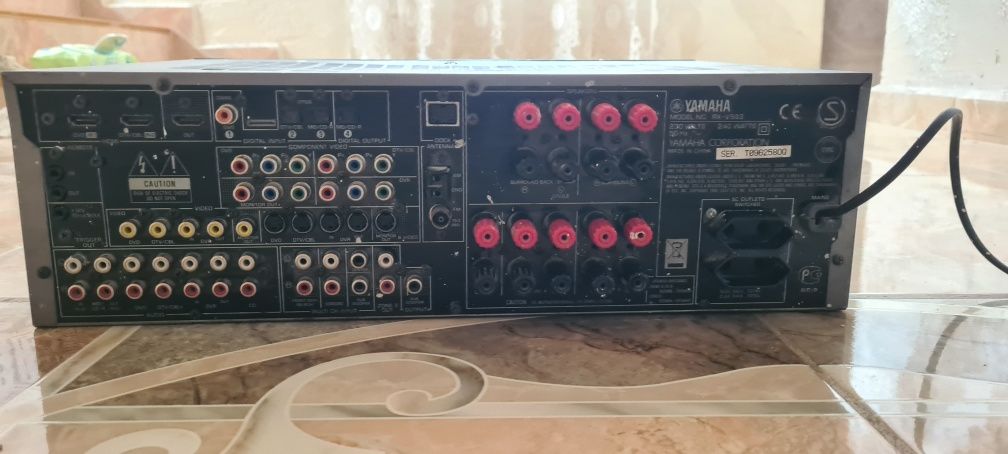 Усилвател Yamaha DSP-AX563 7.1