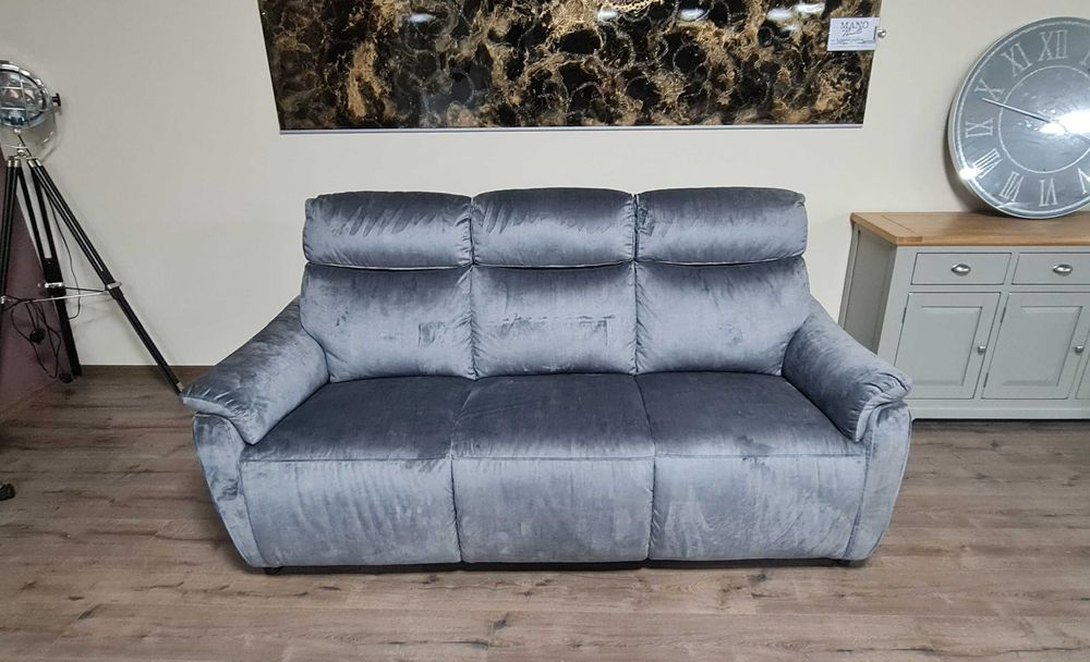 Сив диван тройка от плат плюш