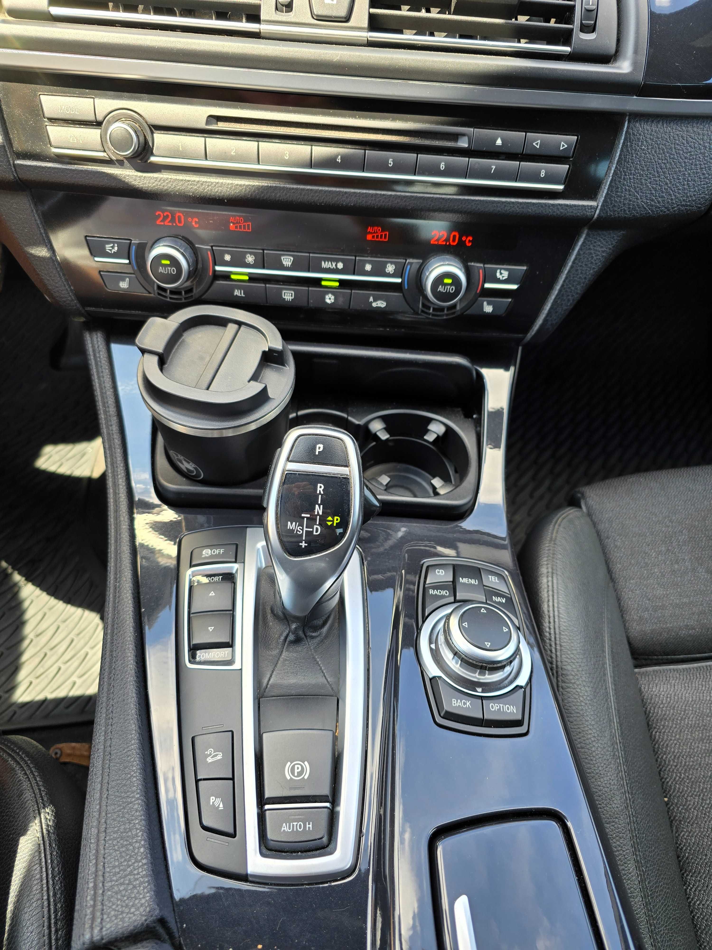 Продавам BMW 525 XD 2012