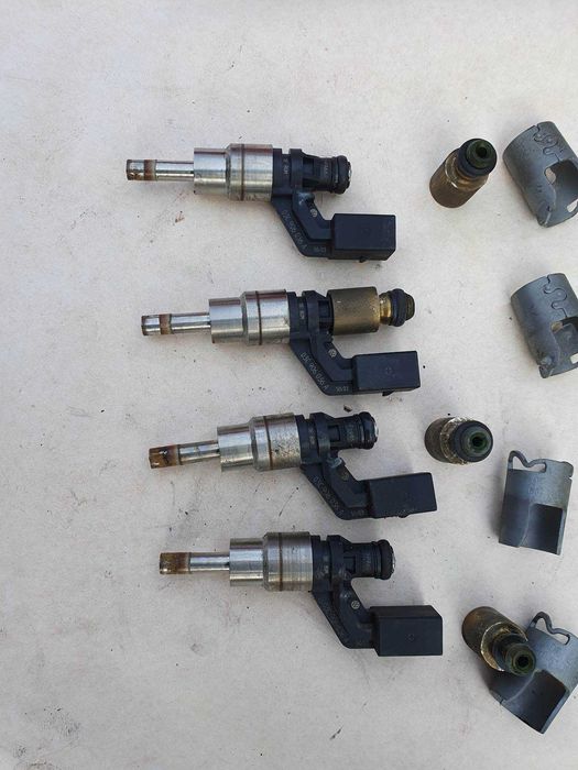 Injectoare vw golf 5 1.4 FSI BKG 1.6 BAG 1.6 BLP BCA BSE BGU
