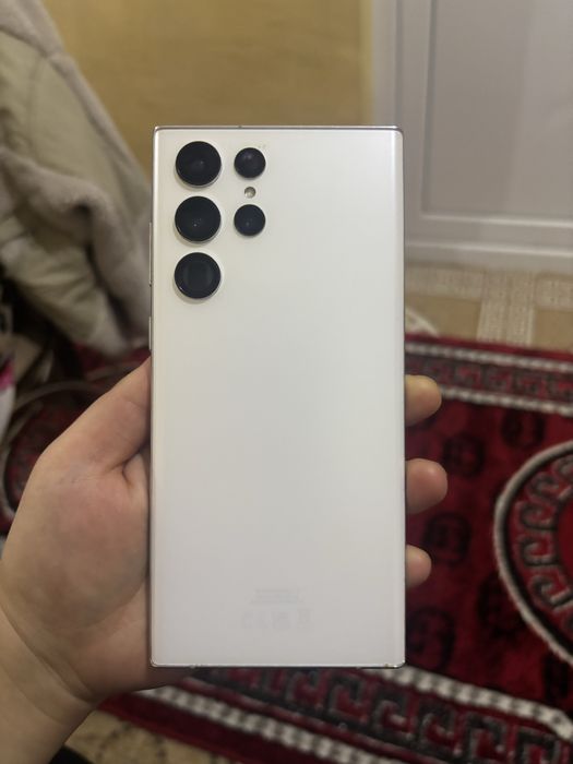 Samsung S22 ultra White