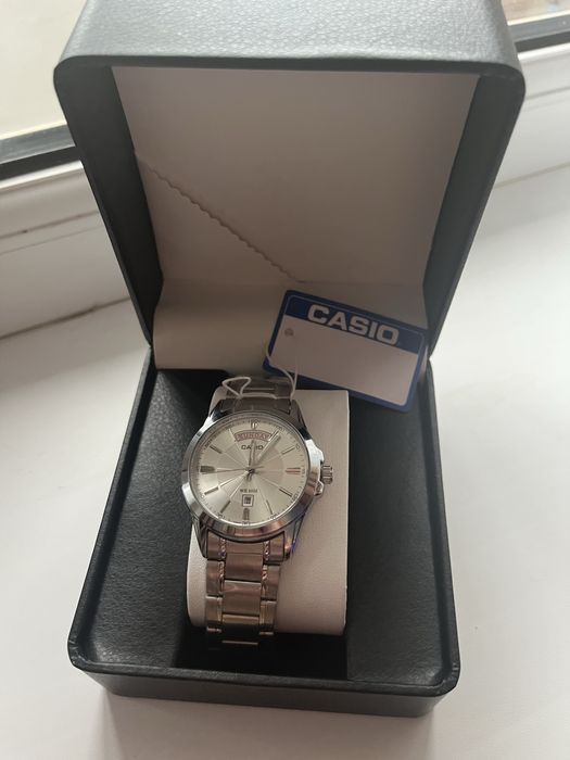 casio новые с пленками стоять