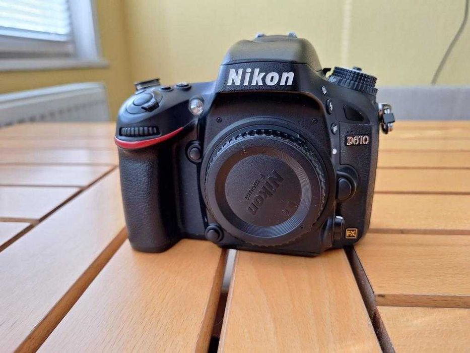 Продавам Nikon D610 с обектив Tamron AF 28-75mm f2.8 IF Macro