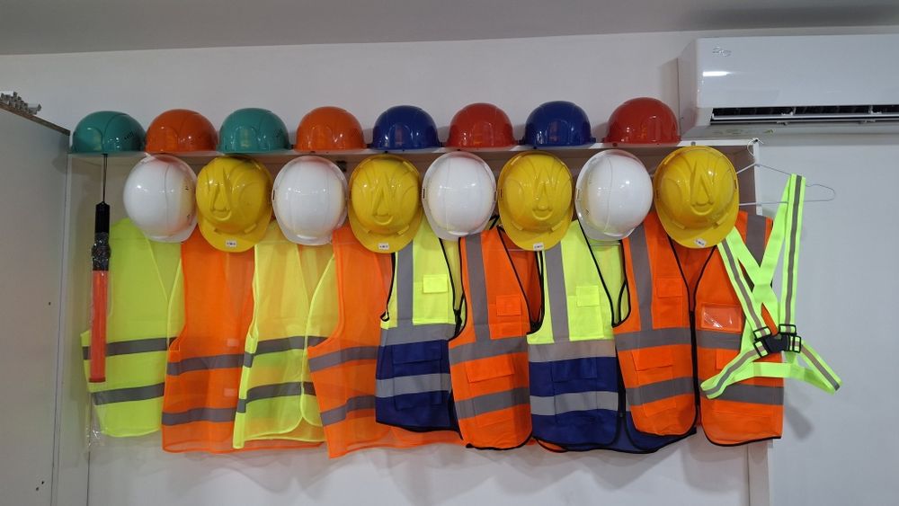 Jilet kaska желет каска