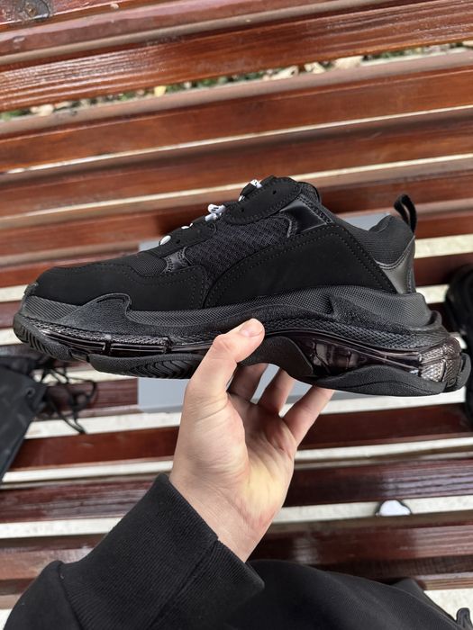 Balenciaga triple s clear