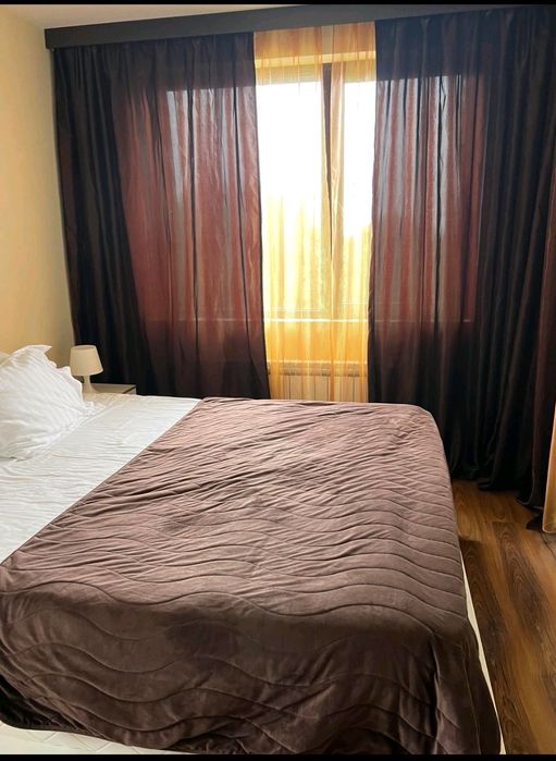 Продавам пердета и шалтета