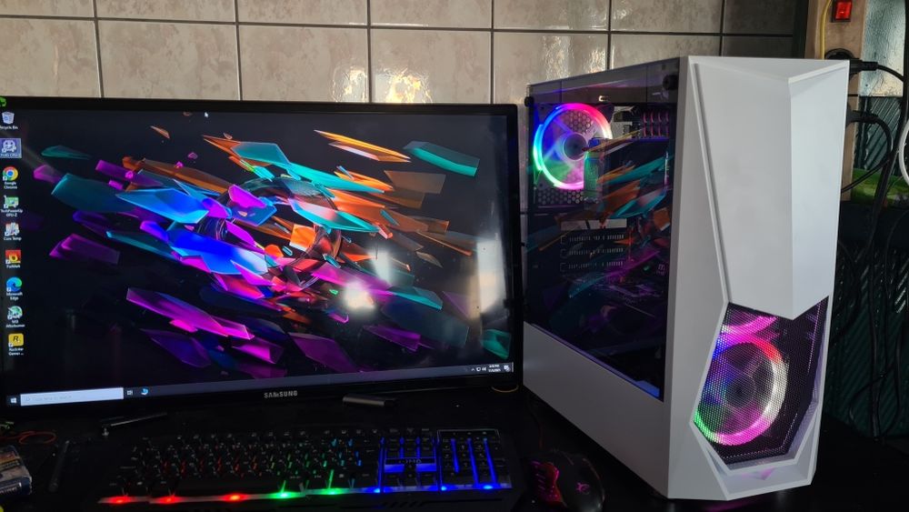 Unitate PC Gaming i7 4790 video 4GB GTX 970 16GB RAM SSD