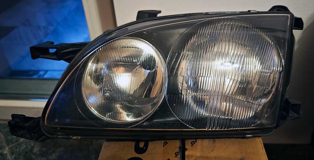 Фарове Carello за Тойота Авенсис (T22)