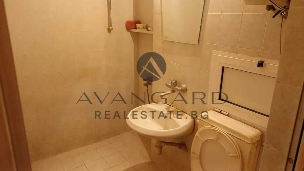 Продава се Тристаен апартамент в Пловдив, Тракия - 107 кв.м за 1573 €/кв.м - Снимка #10