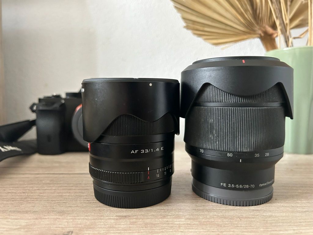 Vând kit sony a7